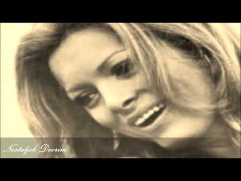 Semiramis Pekkan - Bana Yalan Söylediler