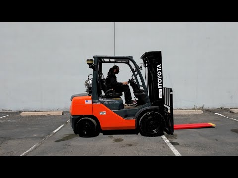 TOYOTA 8-Series 8FGU30 6,000 lb LP(Propane) #1969 - Forklift for Sale
