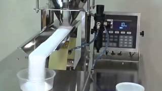 Accuracy and precision are guaranteed with the E-Z™ Weigh Feeder/Hopper System.