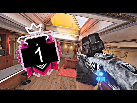 HOW THE #1 CONTROLLER CHAMPION FRAGS OUT + BEST SETTINGS & SENSITIVITY - Rainbow Six Siege Console