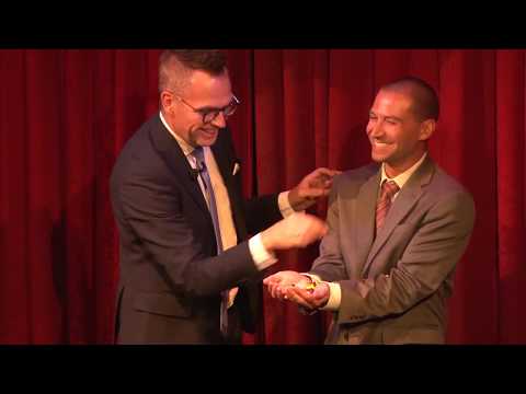 Rune Carlsen - Magic Castle 2019 - Skittles