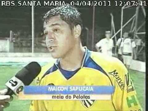 02/04/2011 - Inter-SM 0x3 Pelotas