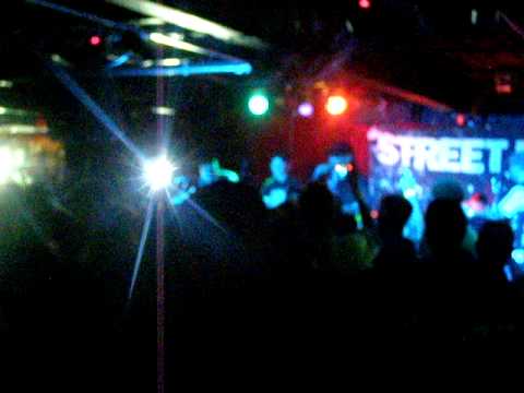 05 - Street Dogs - 10 Wood Street.MOV