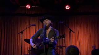 Colter Wall -Old Paint (Ride Around Little Dogies/Weavers Cover) - live Phoenix AZ , 4-27 2018