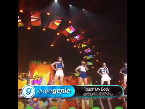 Girl group dancing Sistar "Touch my body"