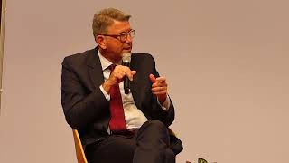 Kürzungen für Kultur in Berlin und Deutschland Kommentar Kulturstaatsminister Wo