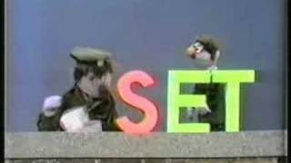 Sesame Street - Herbert Birdsfoot &amp; the &#39;ET&#39; Family