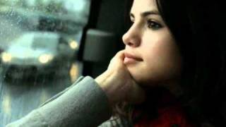 Selena Gomez And The Scene Summer&#39;s Not Hot