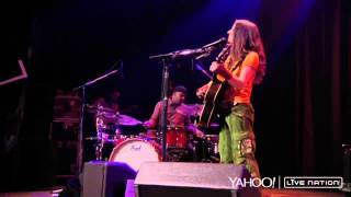Ani DiFranco - Happy All The Time (Live)