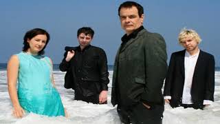 Cinerama - Don&#39;t Touch That Dial {2003}