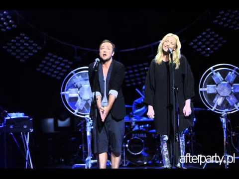 Hey & Czesław Mozil - Kto tam Kto jest w środku