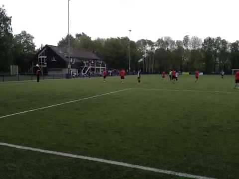 Victoria 1 (zo) vs. Laren 99 sv 1 (zo) 12-5-2013 14:49