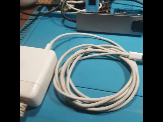 Vídeo relacionado con 4 unidades PD/QC/AFC Decoy Modul tipo C hembra, entrada USB, carga rápida, Decoy Trigger Module, para placas base portátiles, compatible 9-20 V, salida de voltaje fijo