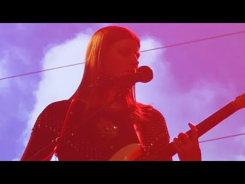 New Update!! Breaking News Of Miley Cyrus || It will shock you