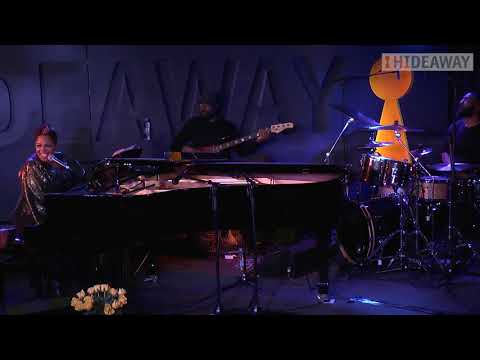 Avery Sunshine - Day Dreaming