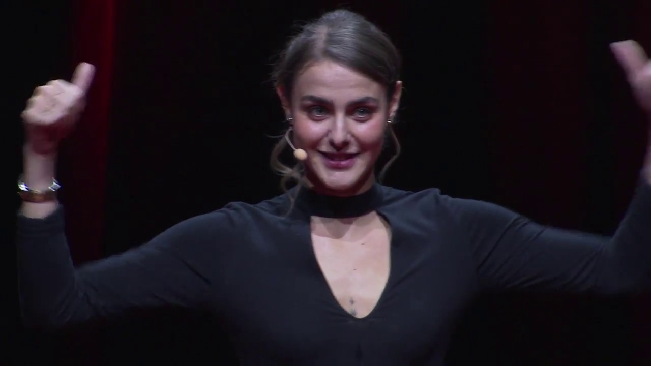 Championne de France de cyber-harcèlement | Marion Seclin | TEDxChampsElyseesWomen