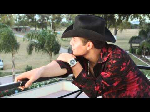 Remmy Valenzuela - Amor de Cuatro Paredes