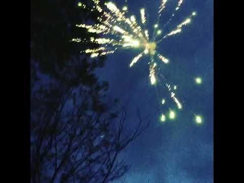 Fireworks down by the river, Mahuta