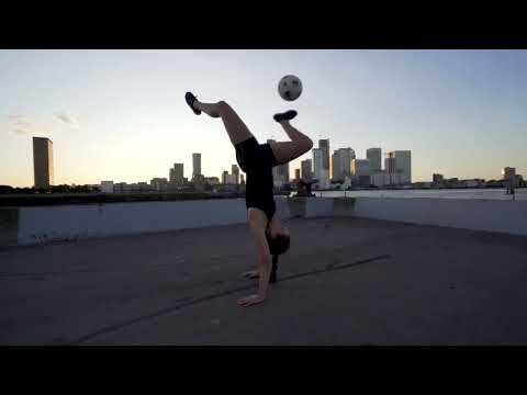 Lia Lewis Football Freestyle Showreel