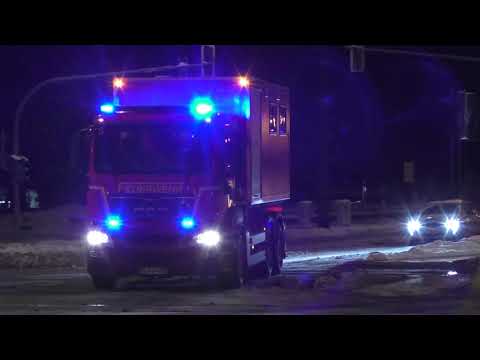 [Schwerer Wohnungsbrand]  WLF+AB Sondereinsatz -Feuer-und Rettungswache Dresden Altstadt
