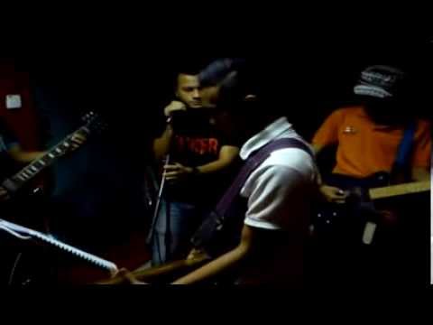 Kehadiran Menerjah video