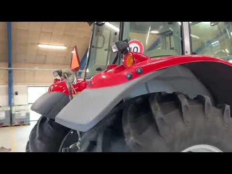 Video: Massey Ferguson Mf 6S.155 frontlæsser traktor 1