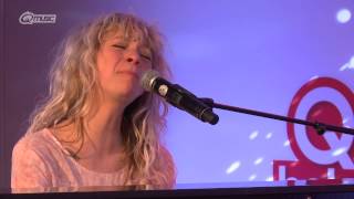 Jacqueline Govaert - &#39;Simple Life&#39; (live in het Q-hotel 2014)