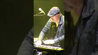 Keyboard Duel: Neal Morse vs. Bill Hubauer | Slave to Your Mind (Live)