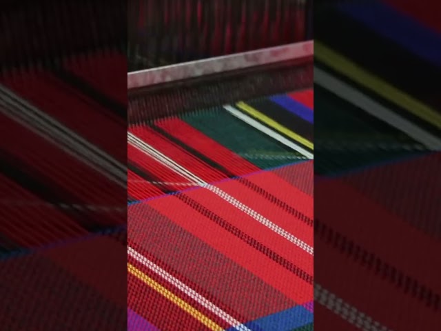 Vídeo relacionado con Oxfords Cashmere Puro Lana de Cordero Bufanda, Tartán Royal Stewart
