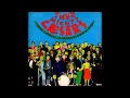 Thee Mighty Caesars - Suck The Dog