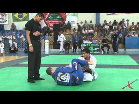 BRASILEIRO REGIÃO SUDESTE 2013 - Lucas Tavares x André Merbach by X-COMBAT
