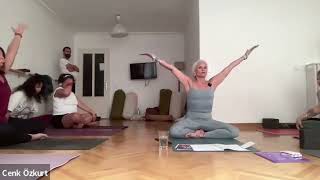 Yoga - Asana Pratik 4: Jivamukti Yoga - Pınar Enginsu (full version)