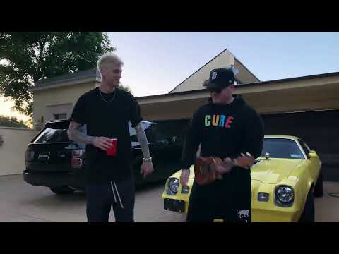 I put a beat on the acoustic version of Machine Gun Kelly - el Diablo