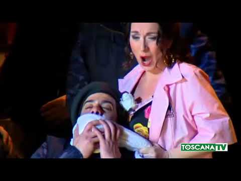 2018-01-08 FIRENZE - CARMEN CONTRO FEMMINICIDIO, APPLAUSI E FISCHI