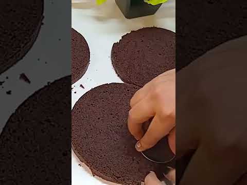 #chocolate #cake #chocolatecake #cakedecoration #newsong #song #food #music #love #coversong