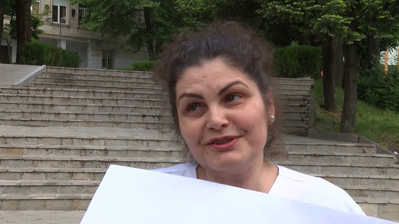Медицински сестри от Хасково се включиха в националния протест в столицата 