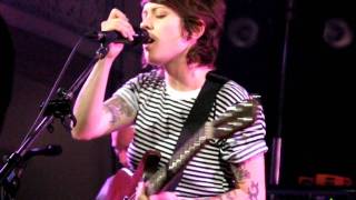 6/21 Tegan &amp; Sara - Hop A Plane (with screw up!) @ Rifflandia, Victoria, BC 9/25/09
