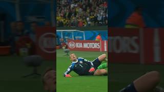 Download lagu Manuel Neuer Playing Defence mp3 Download lagu Manuel Neuer Playing Defence mp3