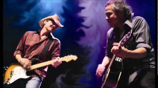Bodeans ~ I&#39;m in Trouble Again