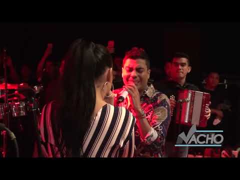 Tema Superado Churo Diaz y Ana del Castillo (En Vivo)