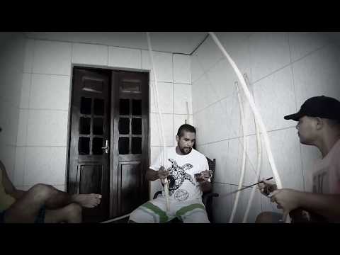 brincadeira de berimbau