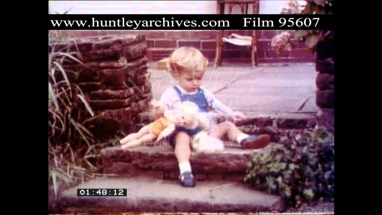 1970s Domesticity, 1970s - Film 95607