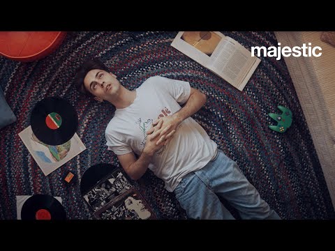 Walker feat. Satchy - Hands (Music Video)