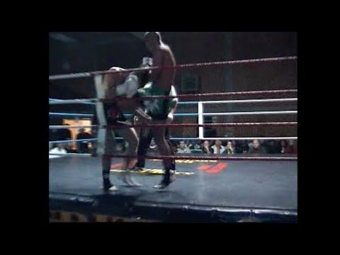 Tobias Jahn 1. Kampf (Siamstore Hamburg) vs Damato Gym Fight Thaiboxing Muay Thai MMA 2003 HIGHKICK