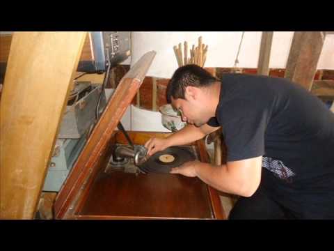 El combo palacio   traguito bueno   characha el dj