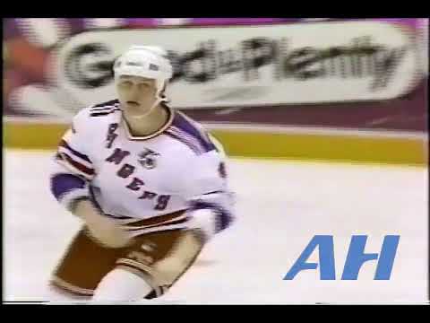 NHL Nov. 13, 1991 Adam Graves,NYR v Mike Lalor,WSH New York Rangers Washington Capitals