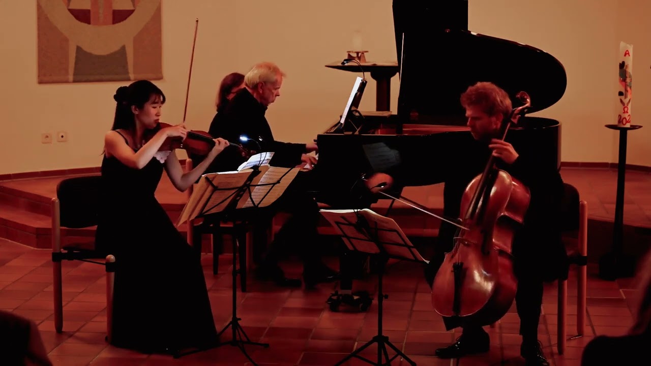 F.Schubert : Klaviertrio Op.100 in Es-Dur : Andante Con Moto