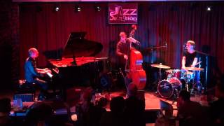 Stöt / Stefan Orins Trio Live at Jazz Station