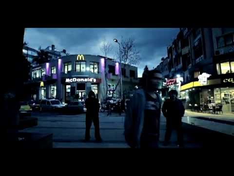 Akın Arman & Parodoc & Emre Ulutürk - Başa Sardık (Official Music Video)