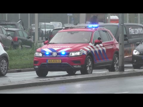 Brandweer Rijopleiding 15-9692 met spoed door Den Haag